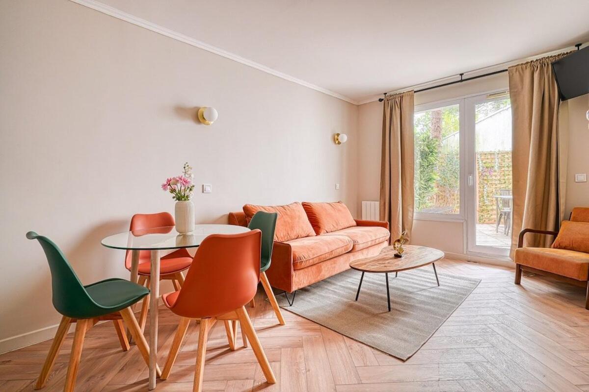 Apartment Eden Paris La Defense *